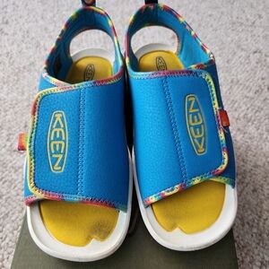Keens kids sandals size 3
